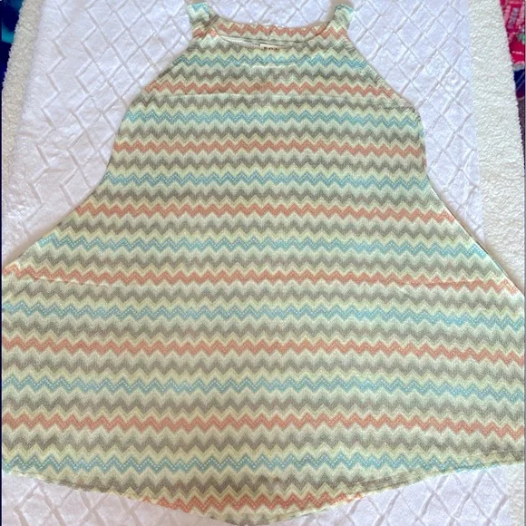 POL🧡🌼💚Absolutely adorable Zigzag Dress - Picture 7 of 15